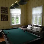 Bed & Breakfast Savikon Kartano