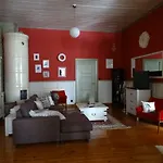 Savikon Kartano Bed & Breakfast Kides